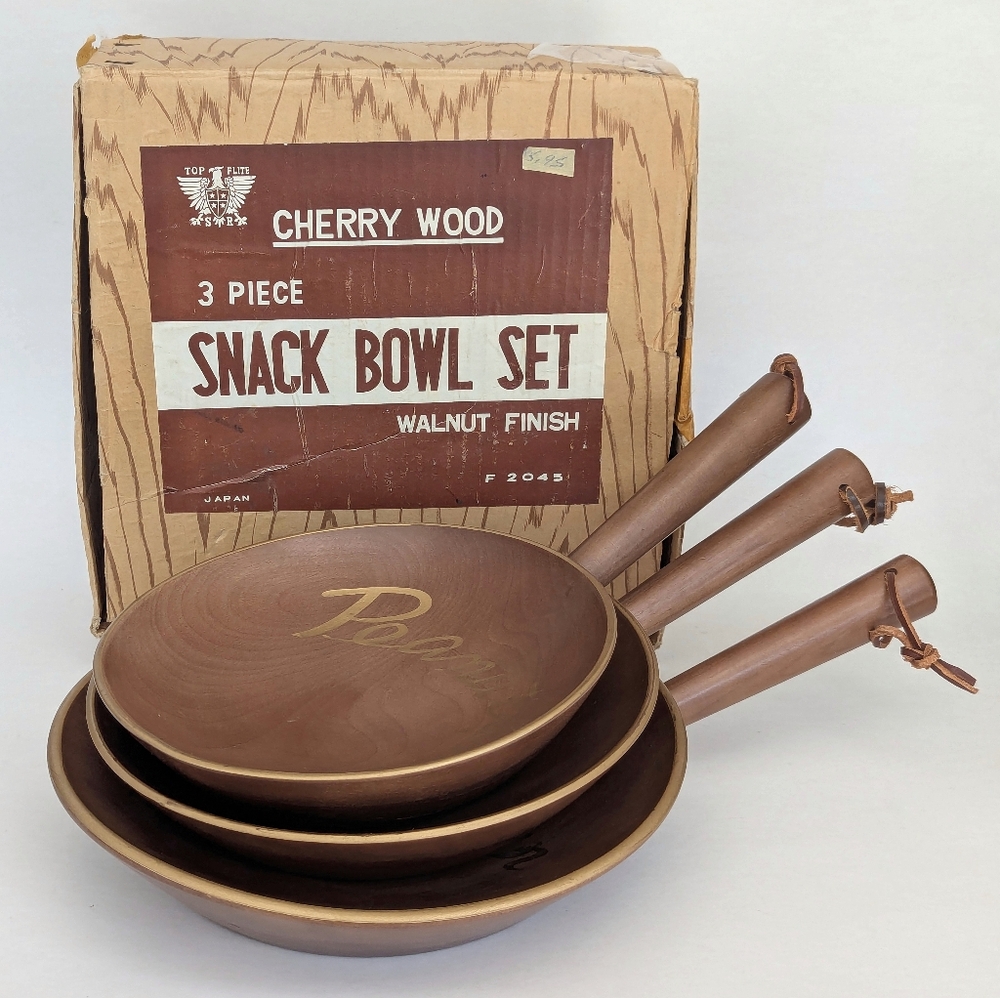 Vintage Set of Handled Wooden Snack Serving Bowls w/ Original Box Made in Japan